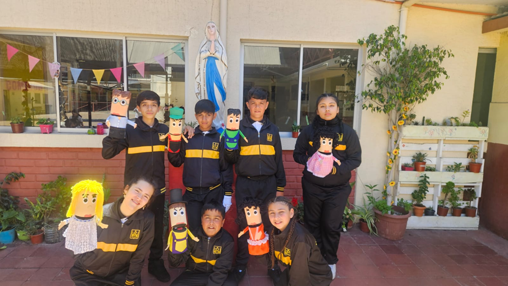 Presentación de títeres - CRA